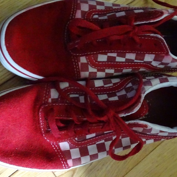 Vans Kids Red Checkered Sneakers - Picture 2 of 4